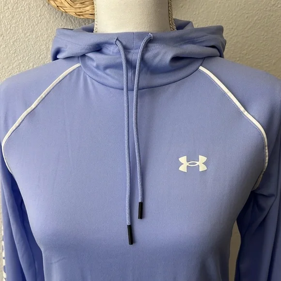 Under Armour Women's Hoodie Size Small - Picture 2 of 7